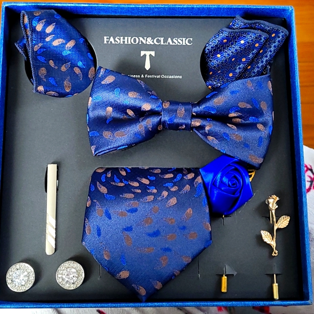 Tie Set